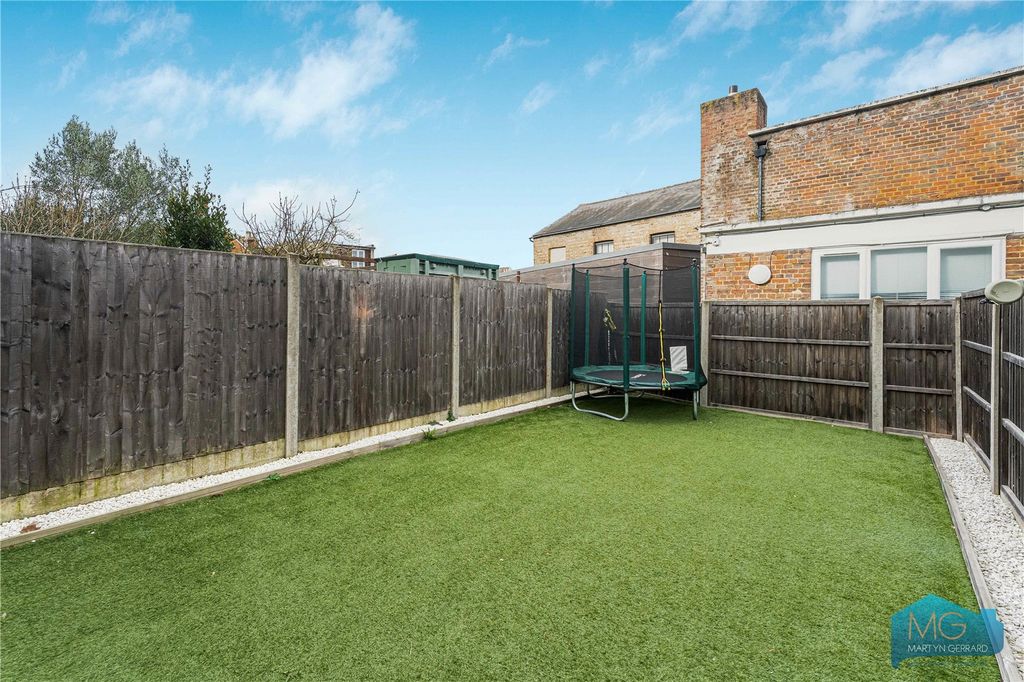 Property photo 3 of 18 Picture No. 19