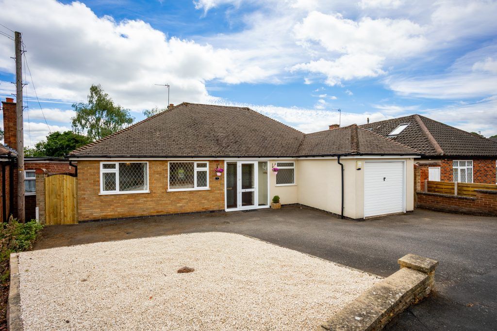 Property photo 1 of 27