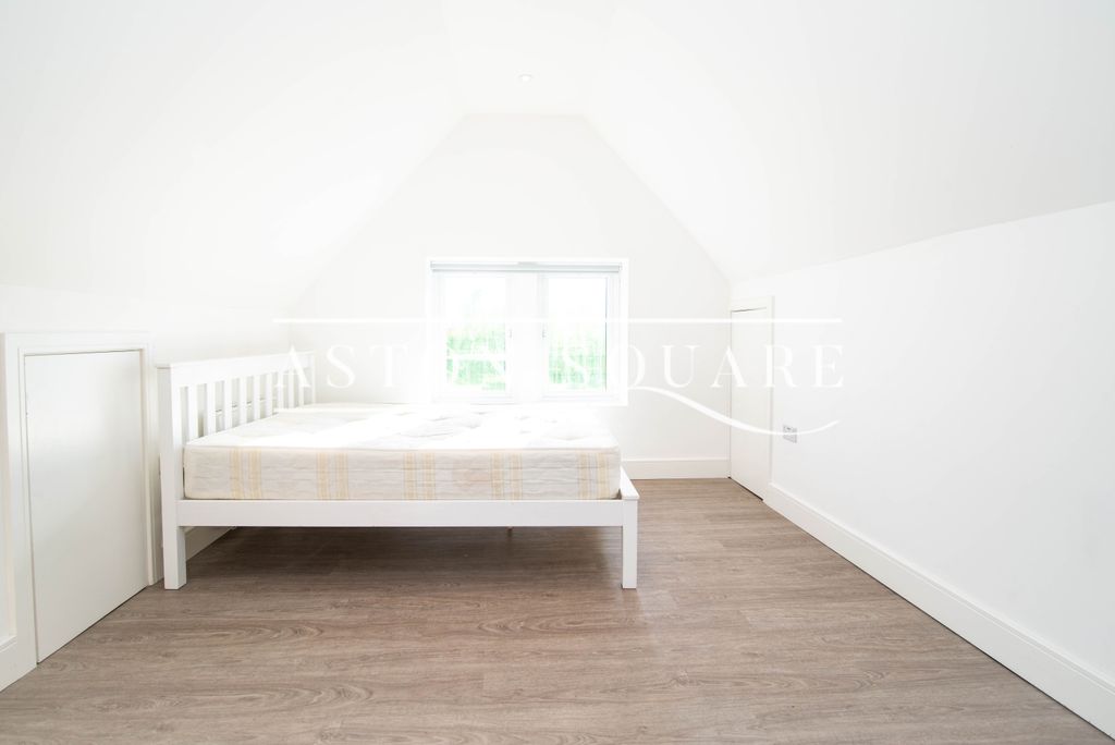 Property photo 1 of 3