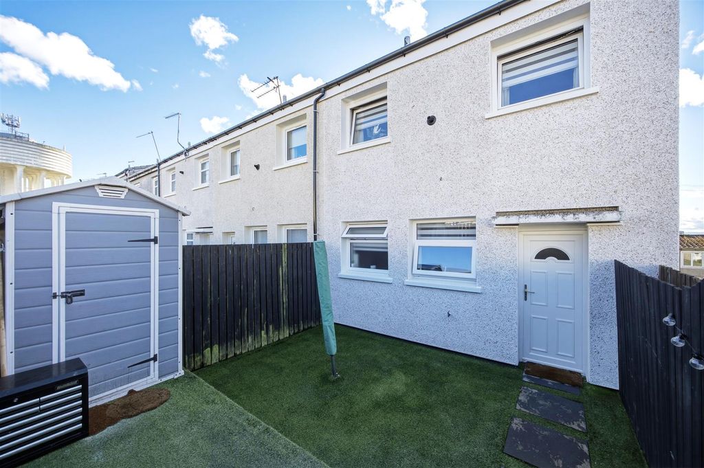 Property photo 3 of 15 03-125_Jerviston_Road_Glasgow_003.Jpg