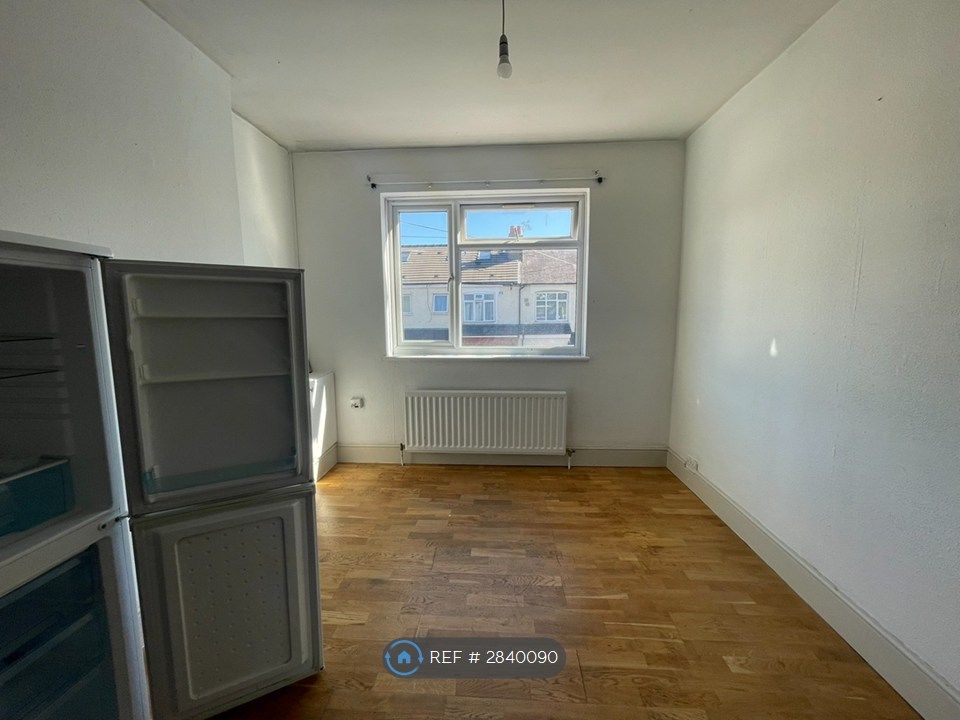 Property photo 3 of 23