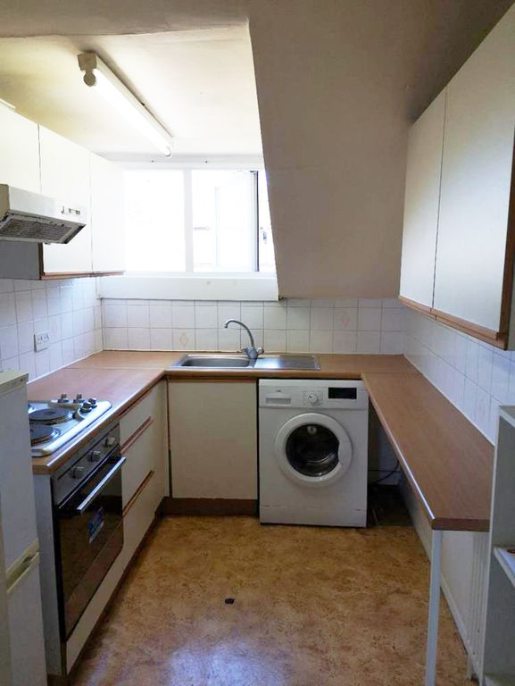 Property photo 2 of 24