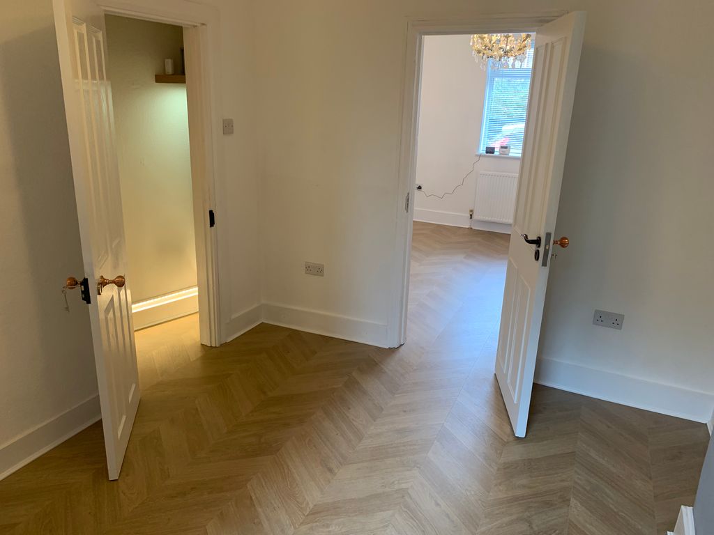 Property photo 3 of 11 Bedroom