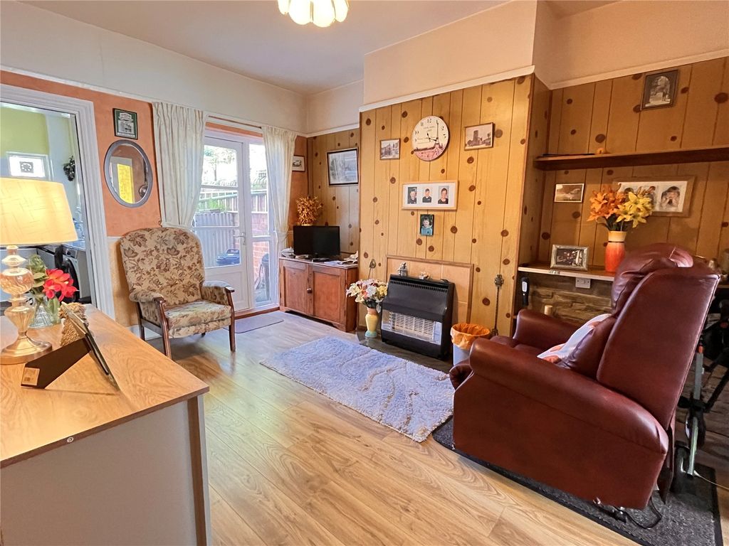 Property photo 3 of 15 Picture No. 17