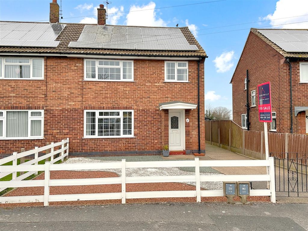 Property photo 1 of 20 Front Aspect 344