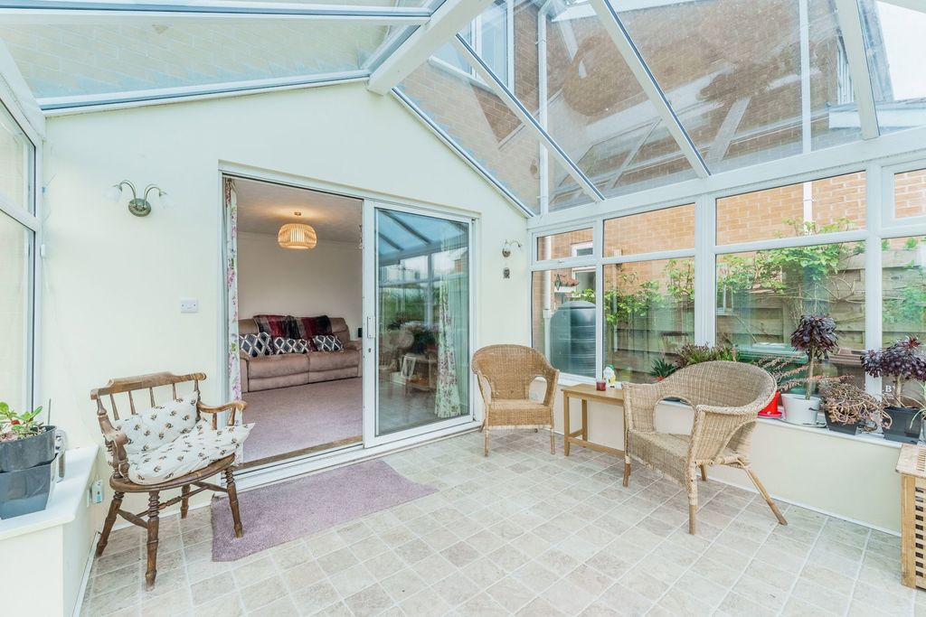 Property photo 3 of 24