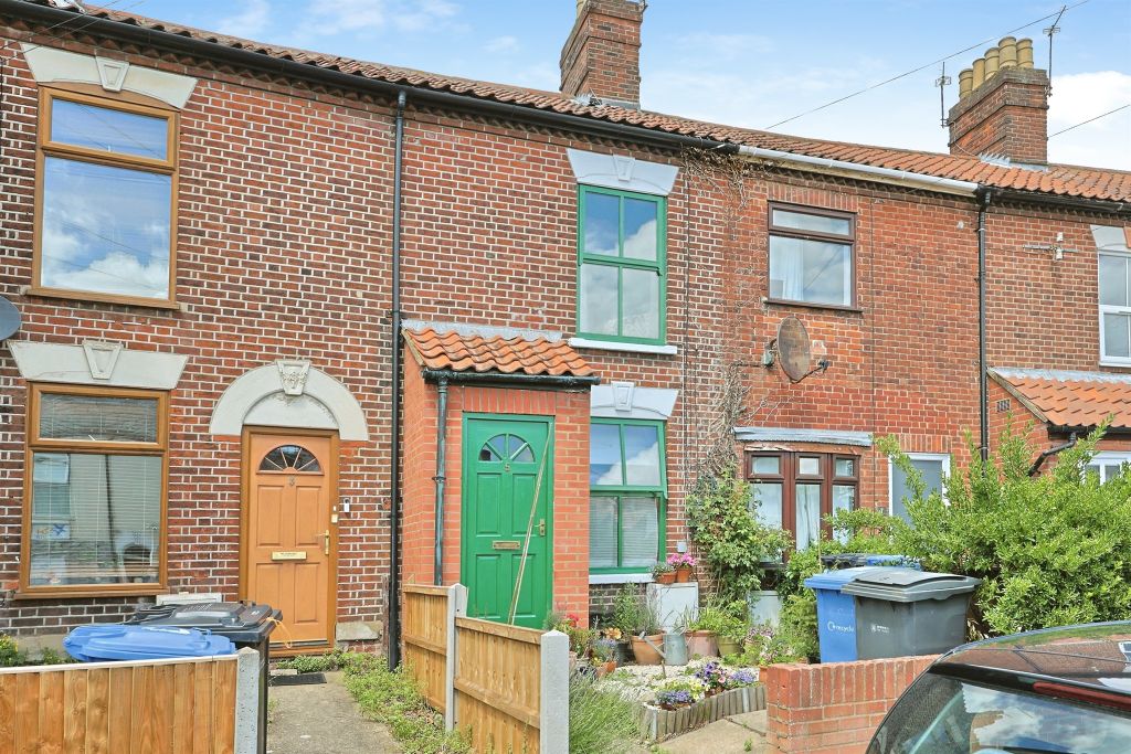 Property photo 1 of 15
