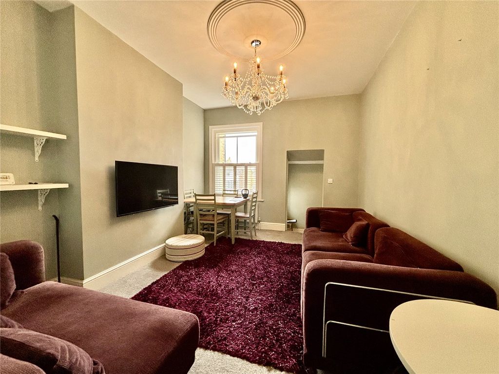 Property photo 2 of 16 Picture No. 09