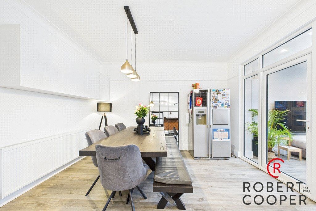 Property photo 3 of 11 Picture No. 13