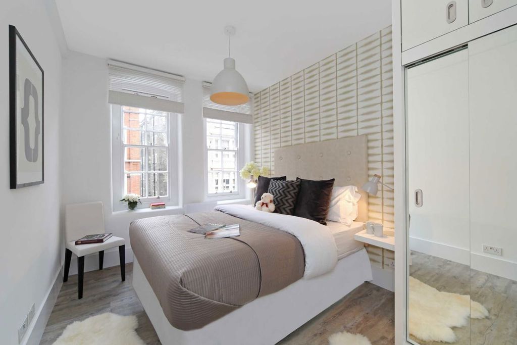 Property photo 3 of 5