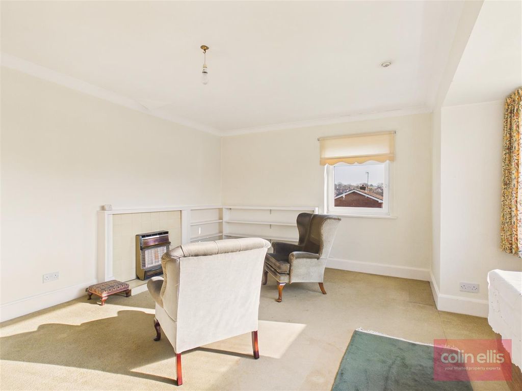 Property photo 3 of 16 Cam05075G0-Pr0312-Still005.Jpg