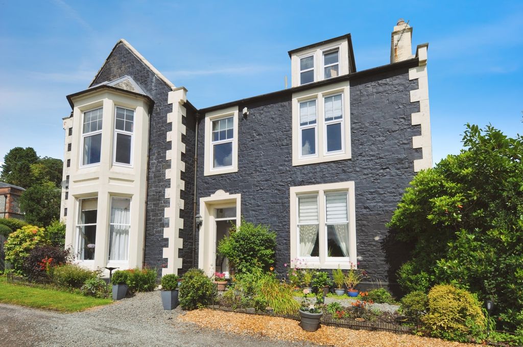 Property photo 1 of 19 Photo