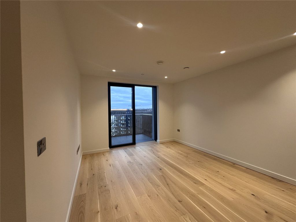 Property photo 2 of 5 Picture No. 08