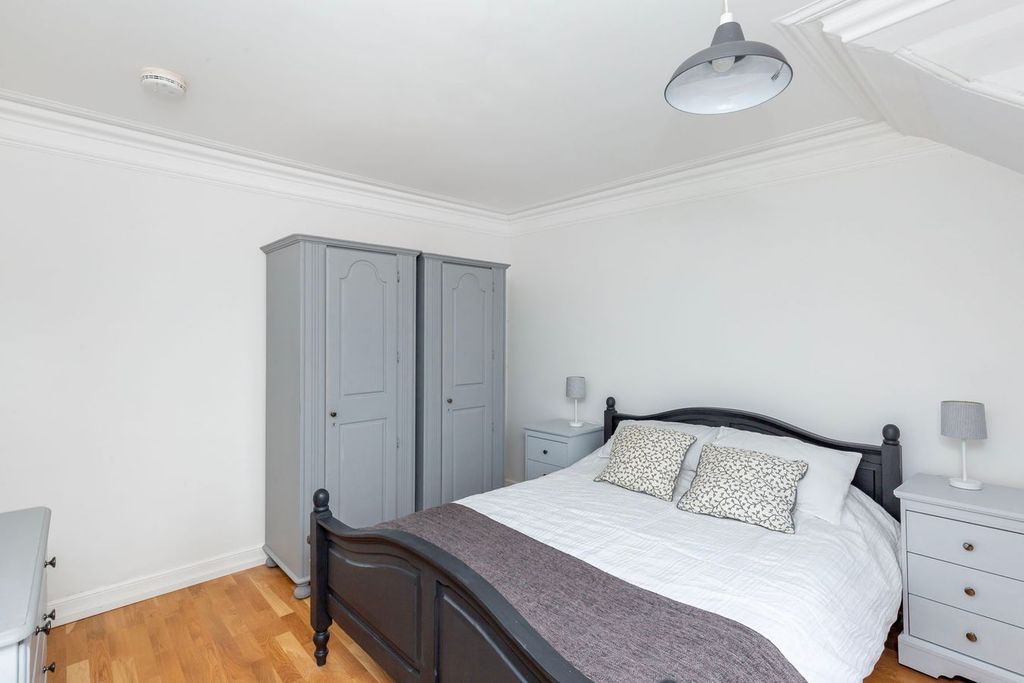 Additional image 9 of 3 bed flat for saleSt Mary Street, St Andrews KY16