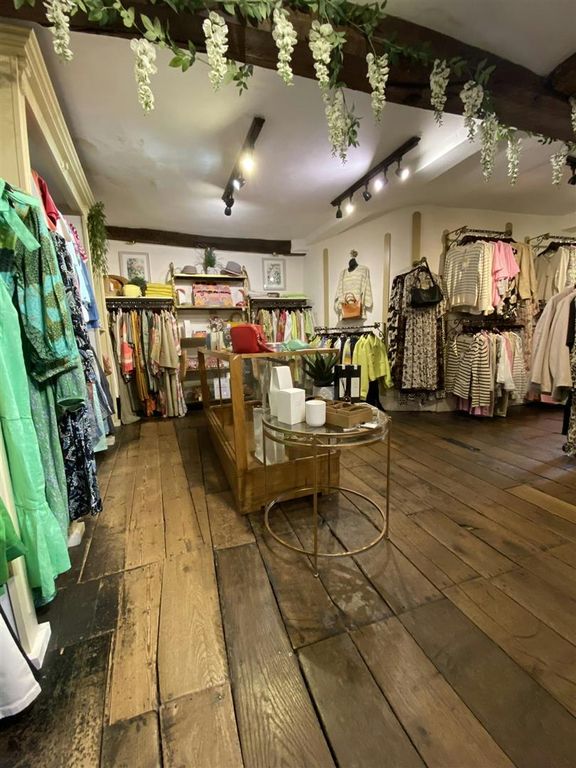 Property photo 3 of 9 7.Jpeg