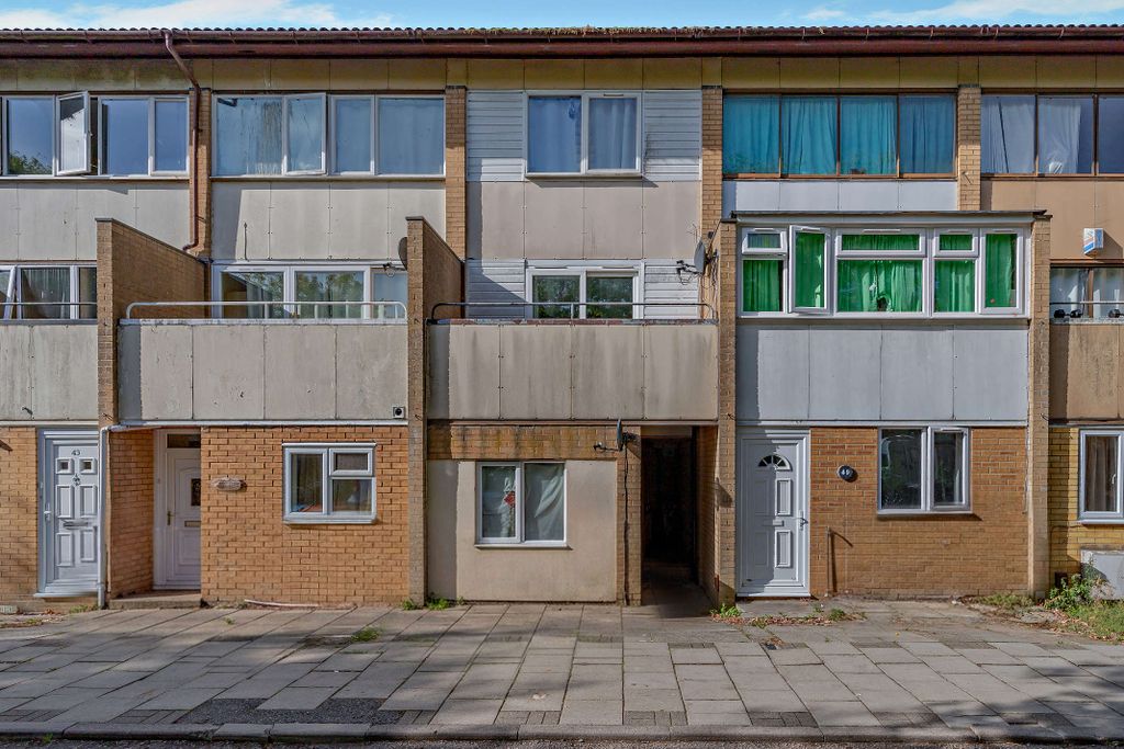 Property photo 1 of 19