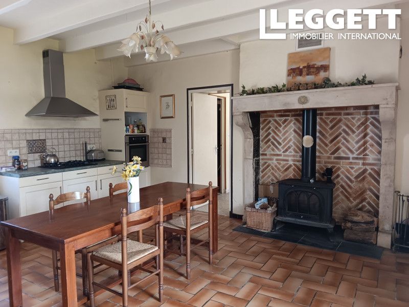 Property photo 2 of 10