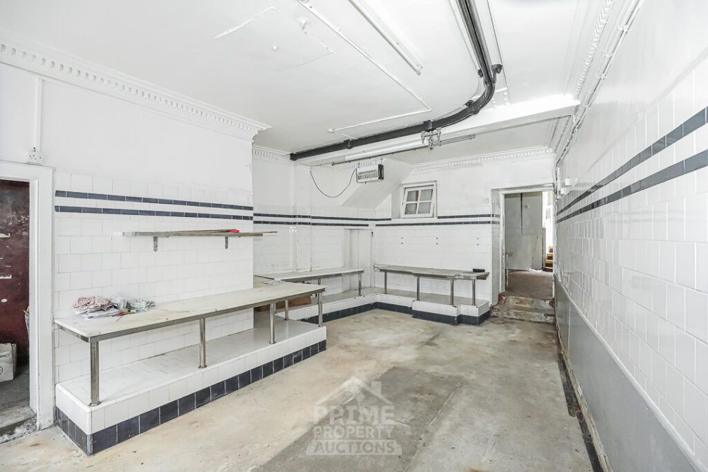 Property photo 2 of 26