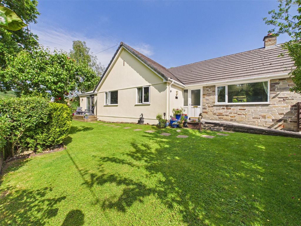 Property photo 1 of 28 Picture No. 27