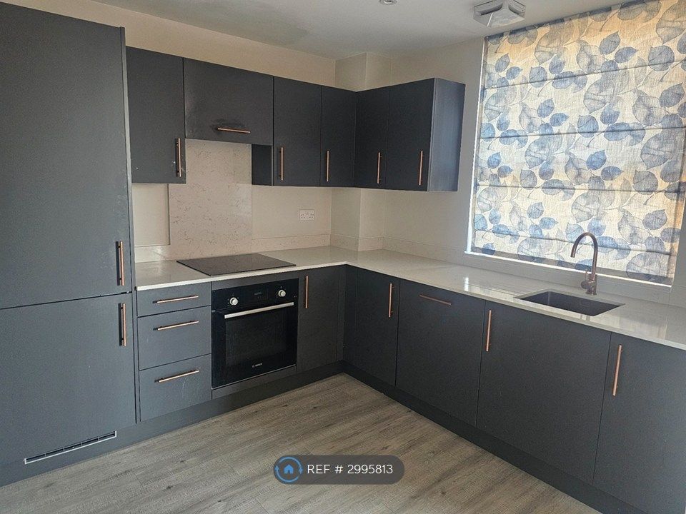 Property photo 3 of 8 Open Plan Kitchen