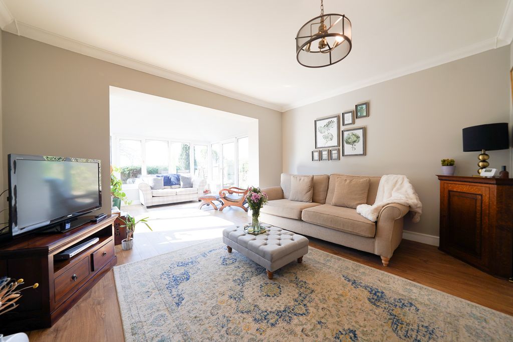 Property photo 3 of 25 Dsc01244