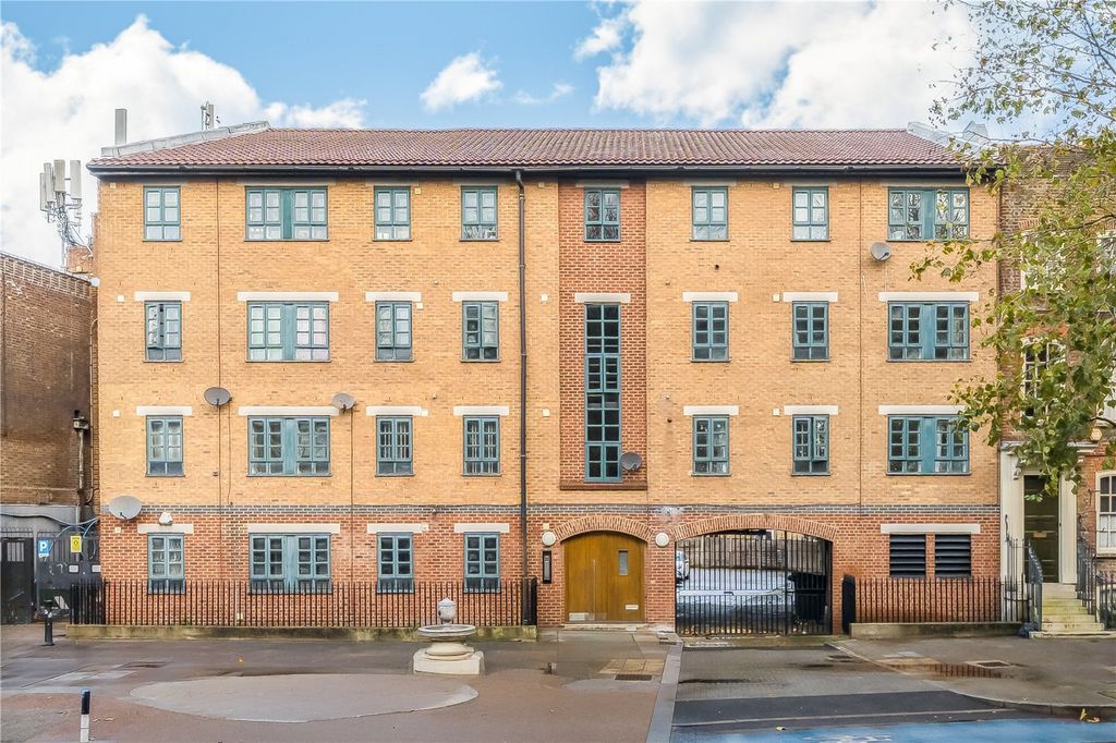 Property photo 1 of 5 Exterior