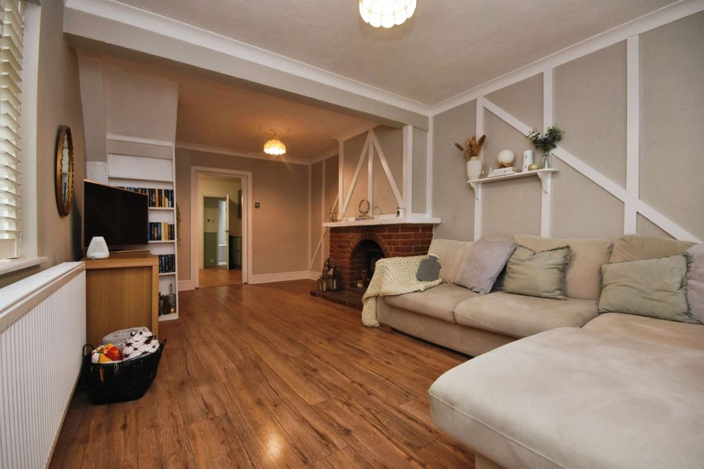 Property photo 3 of 19