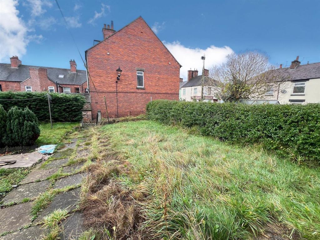 Property photo 3 of 22