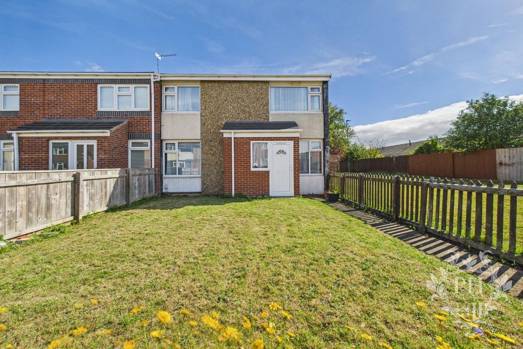 Property photo 1 of 12 Cam01415G0-Pr0466-Still022.Jpg
