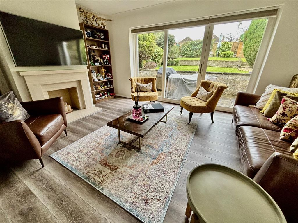 Property photo 3 of 13 Img_4352.Jpeg