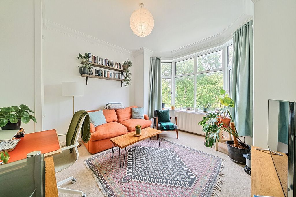 Property photo 2 of 16 Picture No. 03