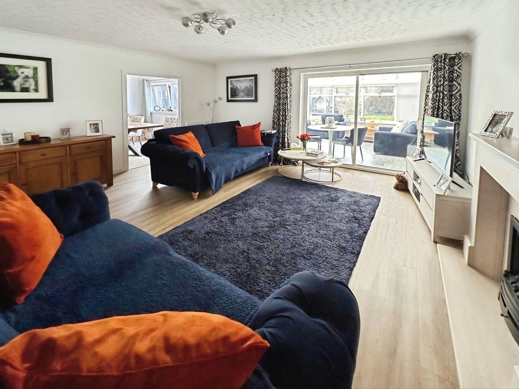 Property photo 2 of 18 Photo 13