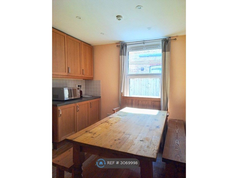 Property photo 3 of 16 Dining Room