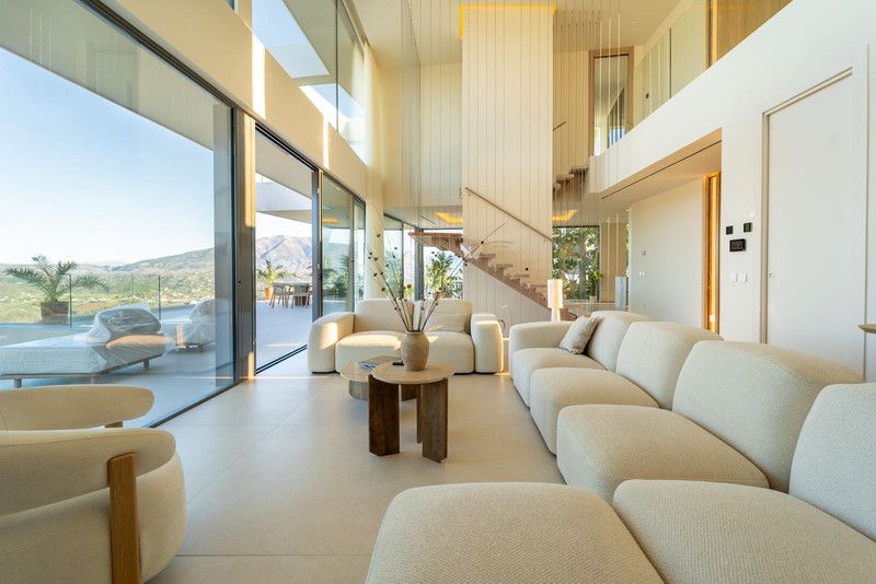 Property photo 3 of 62