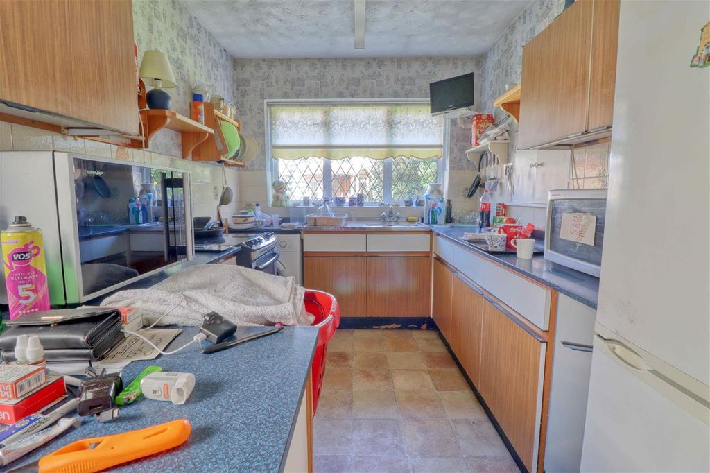 Property photo 3 of 9