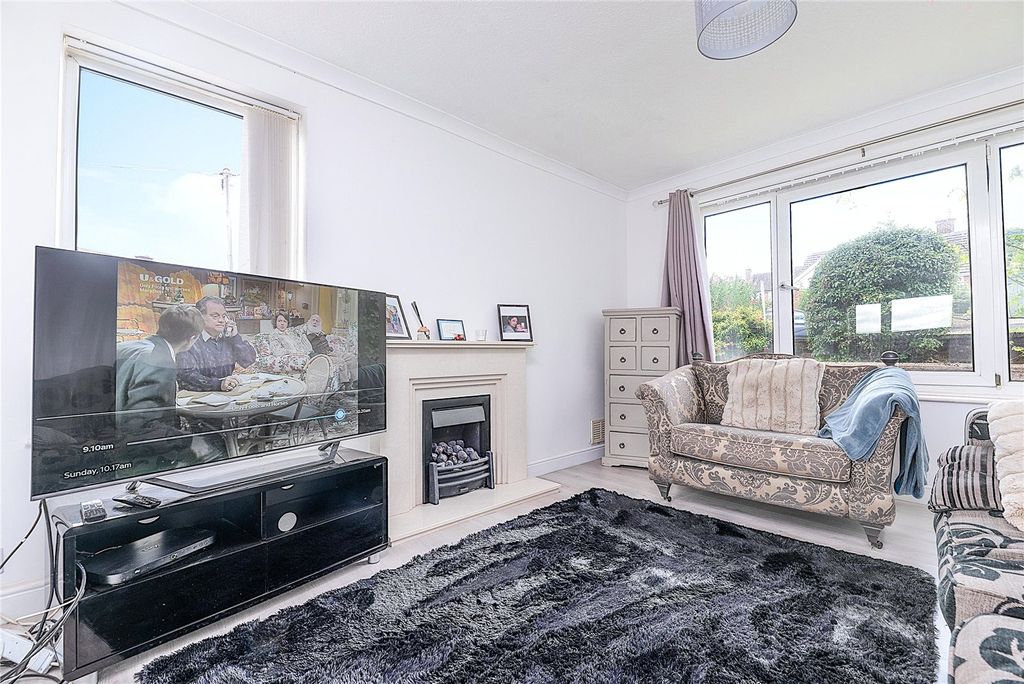 Property photo 2 of 31 Picture No. 29