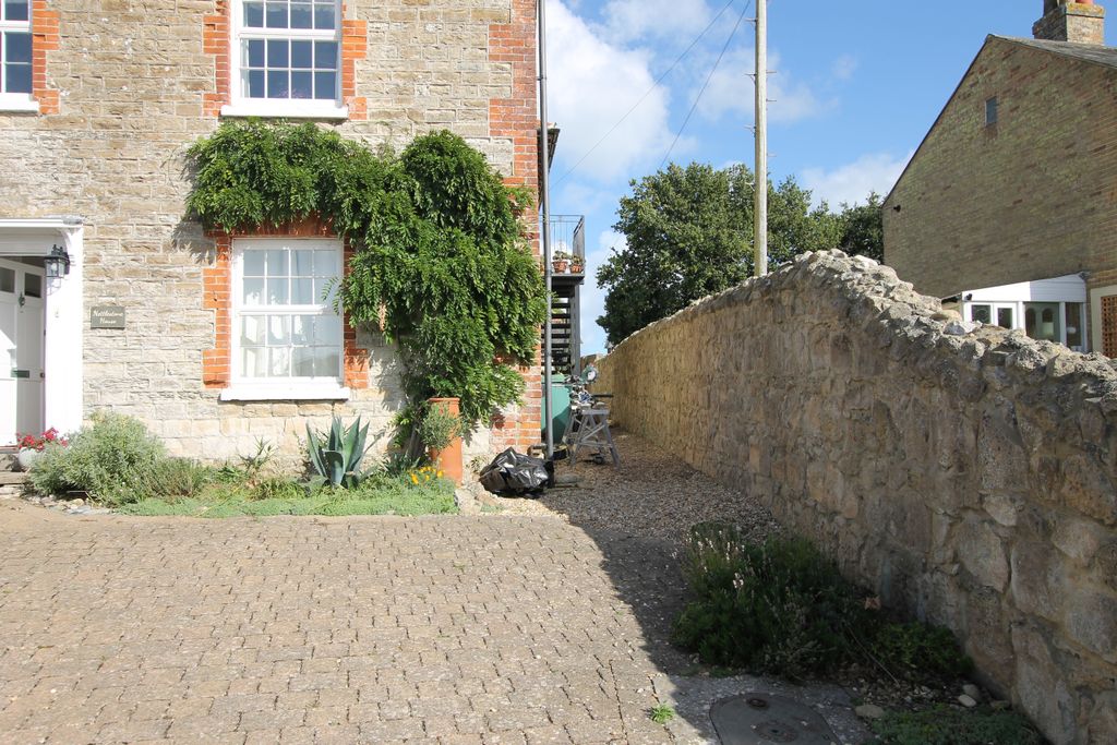 Property photo 1 of 7 Img_0987.Jpg