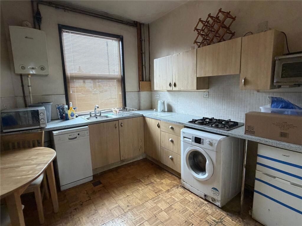Property photo 3 of 11