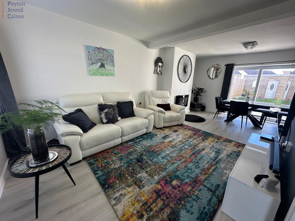 Property photo 2 of 9 Not Specified