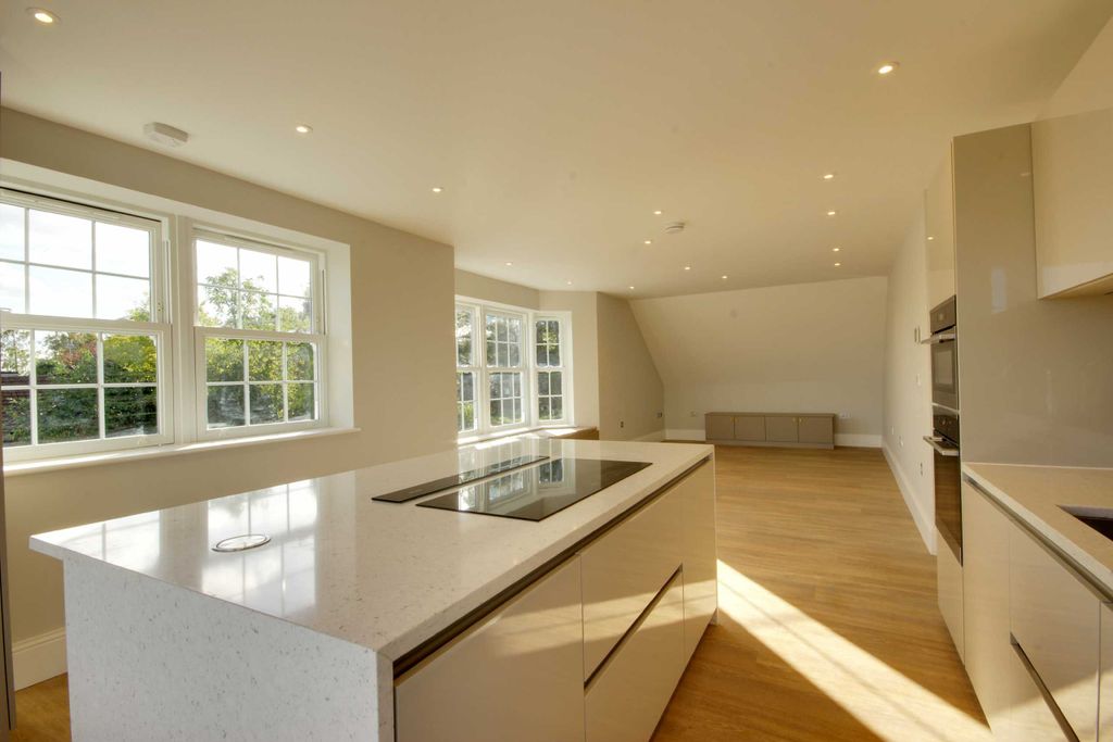 Property photo 2 of 8 Photo