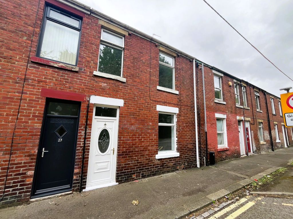 Property photo 1 of 14 Photograph 1