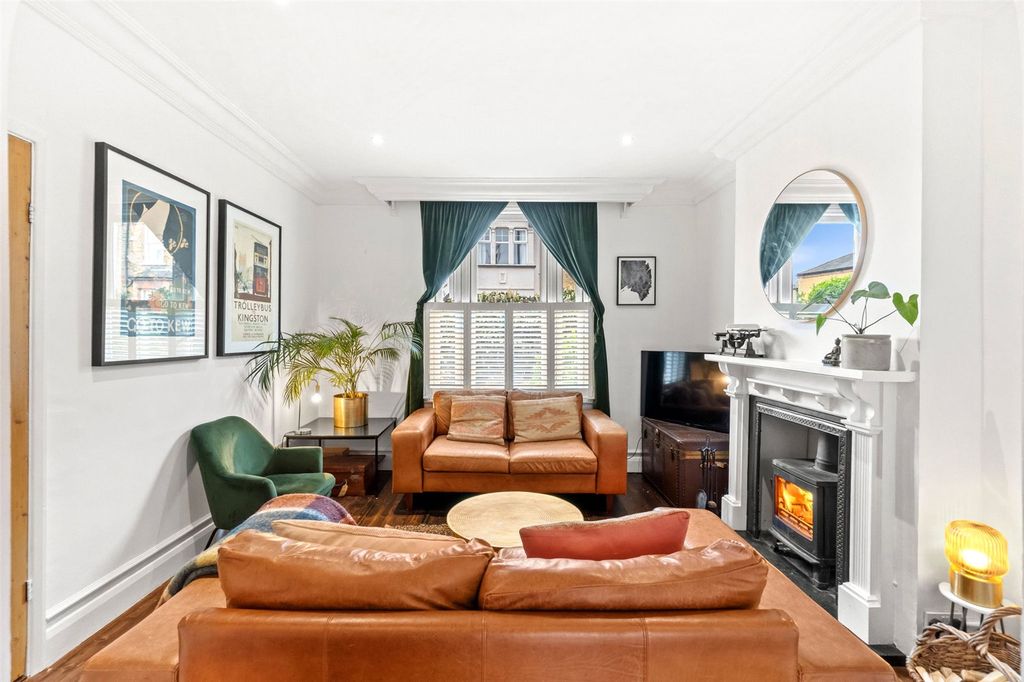 Property photo 3 of 14 Picture No. 07