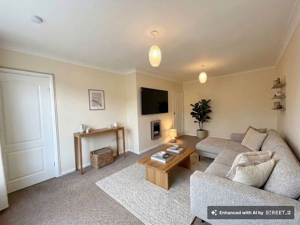 Property photo 3 of 22