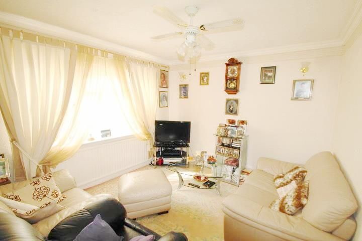 Property photo 2 of 16 1