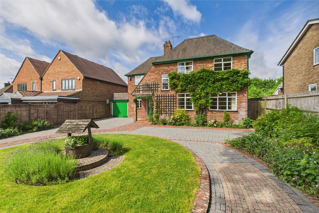 Property photo 1 of 36