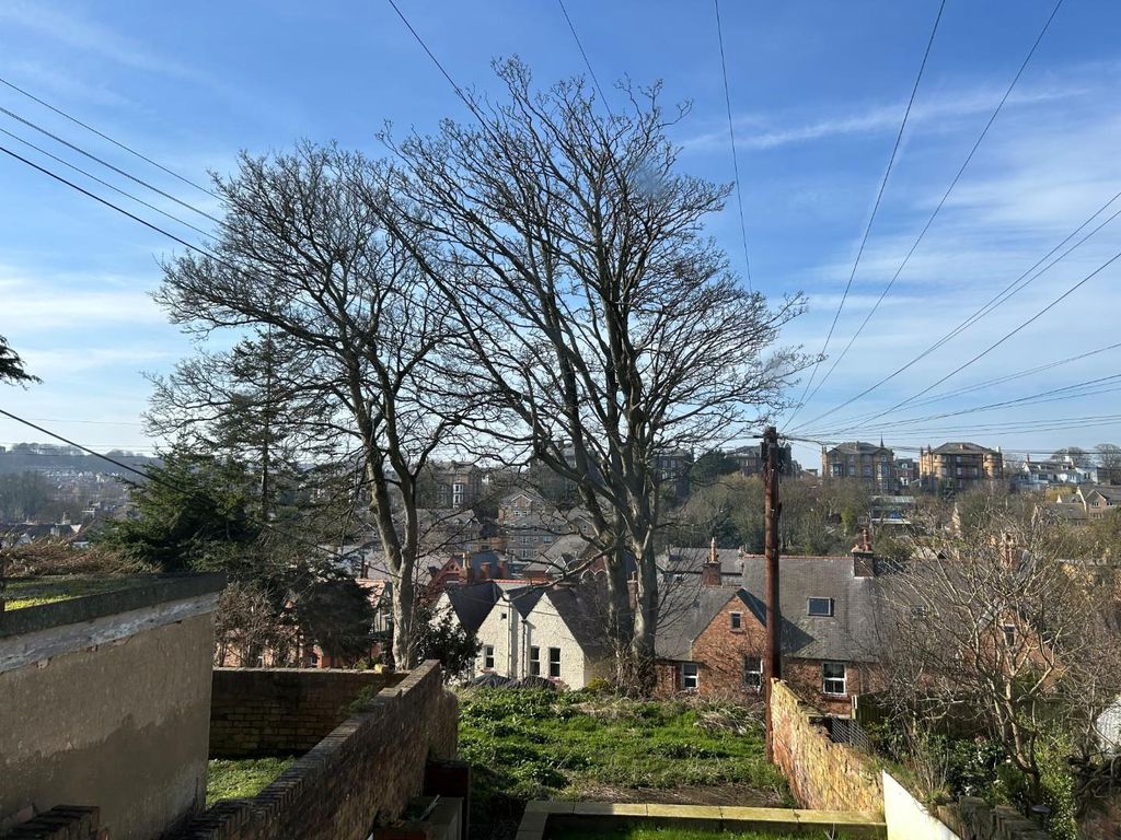 Property photo 2 of 16 Grosvenor.Jpg