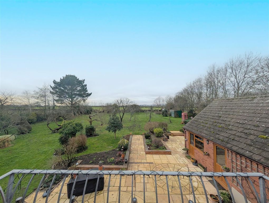 Property photo 2 of 28 Pxl_20260114_132245969.Jpg