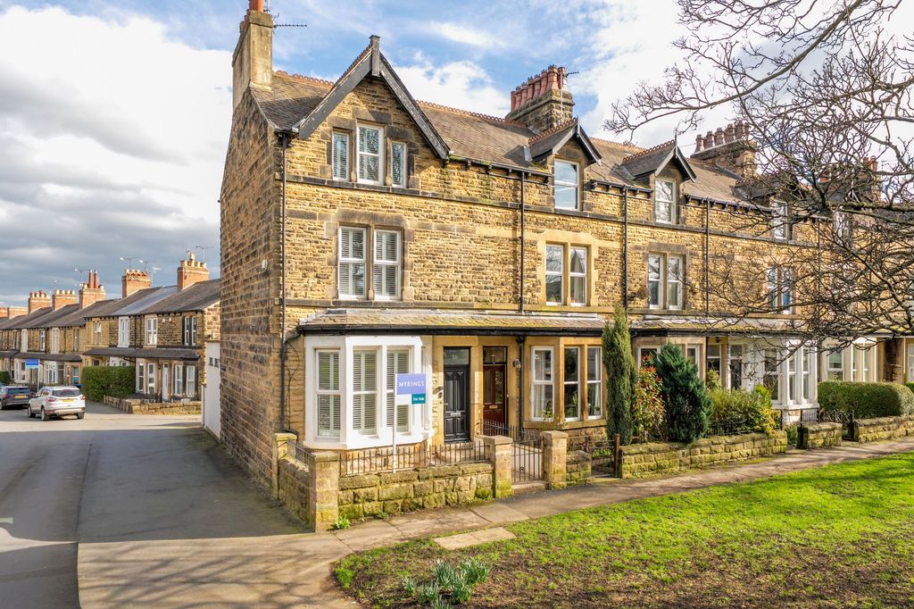 Property photo 1 of 25