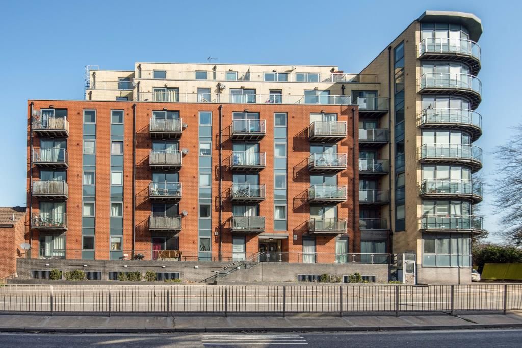 Property photo 1 of 9 Front Aspect