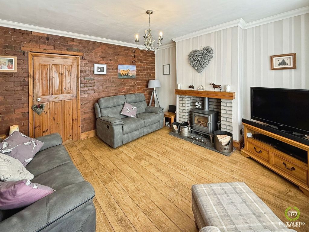 Property photo 3 of 21